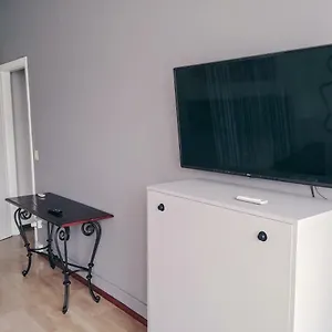 Apartment Con Terrazzo Zona Ospedale Civile, Brescia