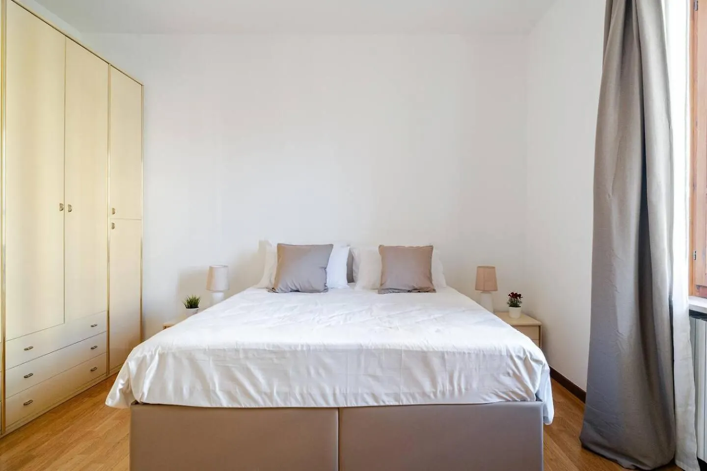 Apartament Le Terrazze Di Cesy Brescia 0*,